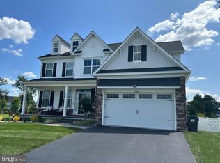 317 Appleford Cir, Bear, DE 19701