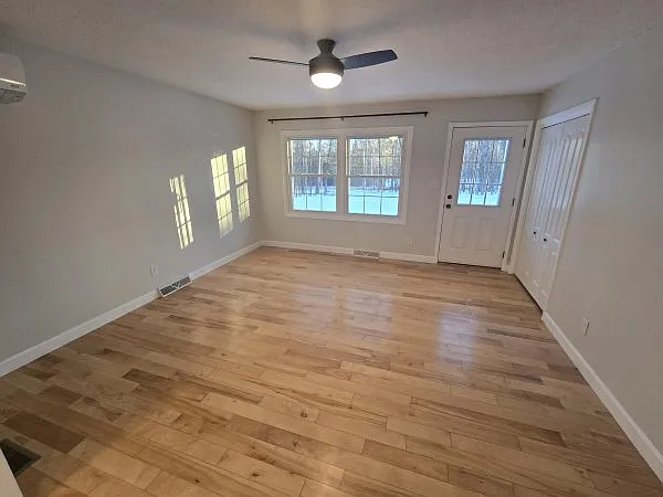 155 Plymouth Rd — Photo 3