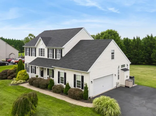 8 E Stonewall Dr, Middletown, DE 19709