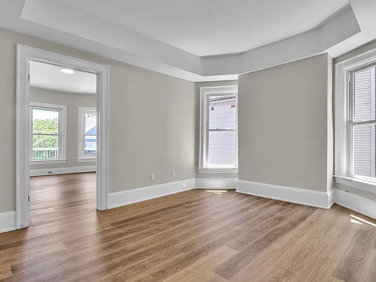 806 Elmwood Ave #2 — Photo 13
