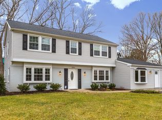 12000 Trim Ln, Bowie, MD 20715
