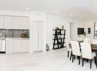 415 S Le Doux Rd, Los Angeles, CA 90048