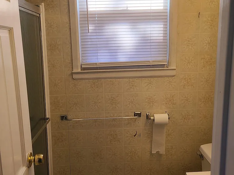39 W Manoa Rd — Photo 5