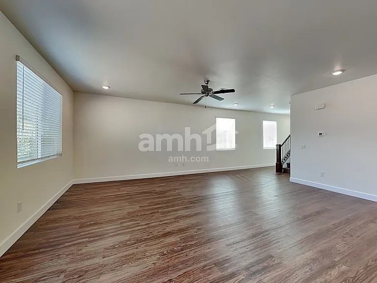 6035 Schmidt St — Photo 7