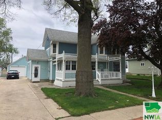 907 E Prairie St, Boyden, IA 51234