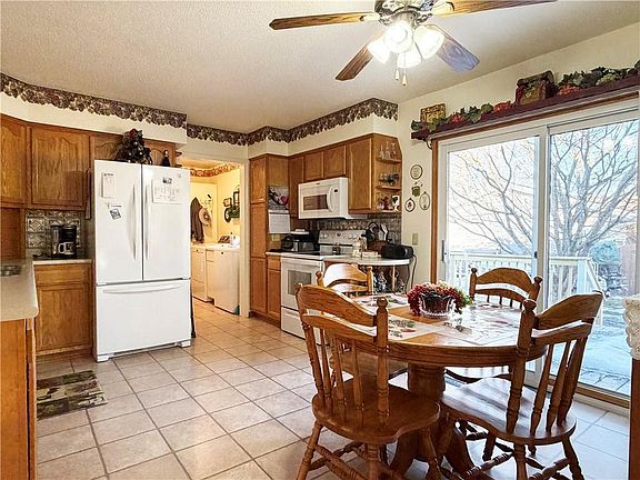 2nd image of 211 Poskin Avenue