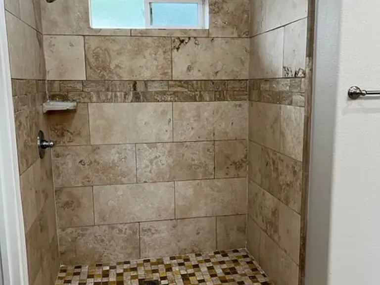 253 Sutter Crst W — Photo 11
