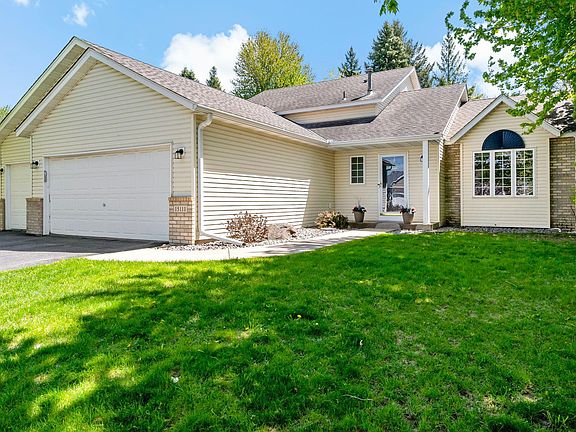 2nd image of 15111 Appaloosa Trl NE