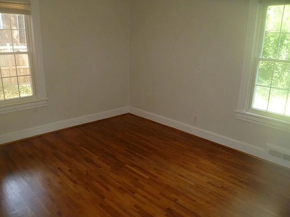 5th image of 2216 Walker Ave