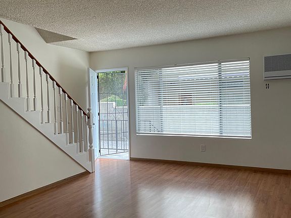 3rd image of 73 Suffolk Ave APT E