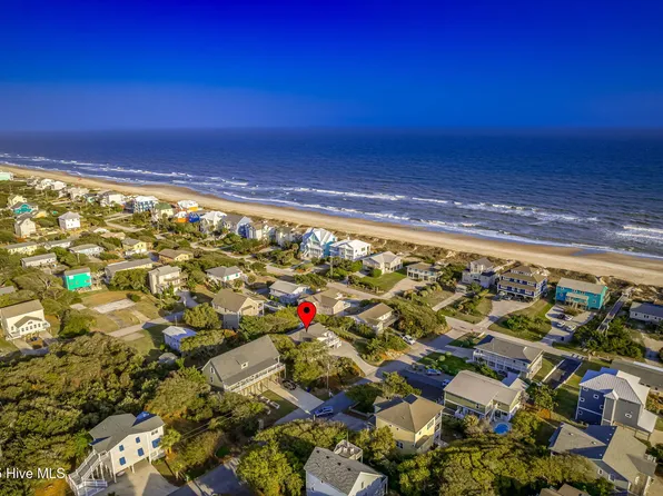 102 W Landing Drive, Emerald Isle, NC 28594