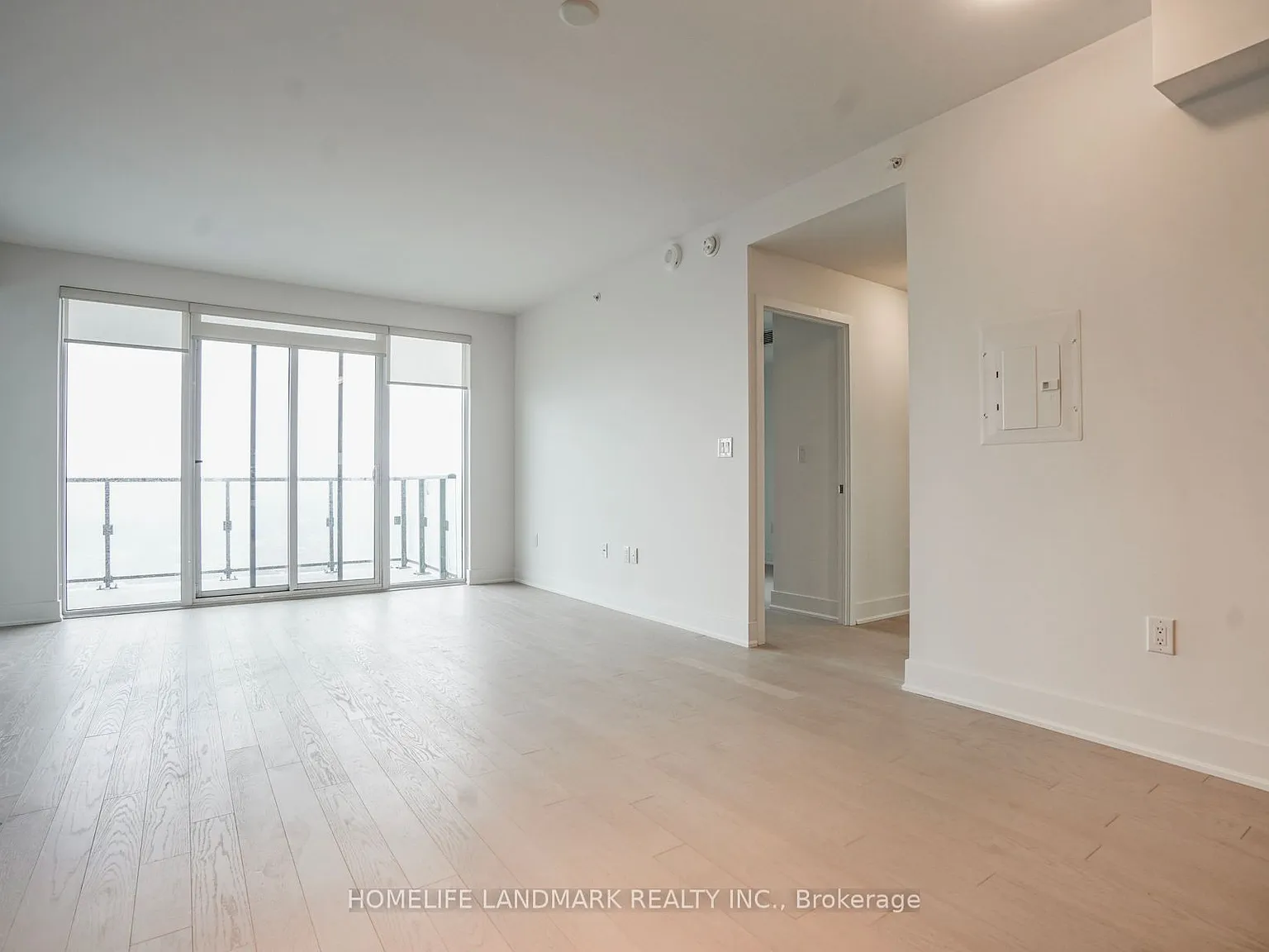 3 bed, $5,200 — Photo 4