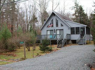 248 Choctaw Dr, Pocono Lake, PA 18347
