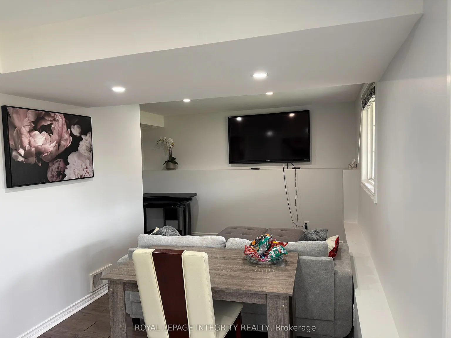 2 bed, $2,800 — Photo 3