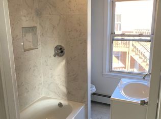 25 Putnam St ROOM 2, Providence, RI 02909