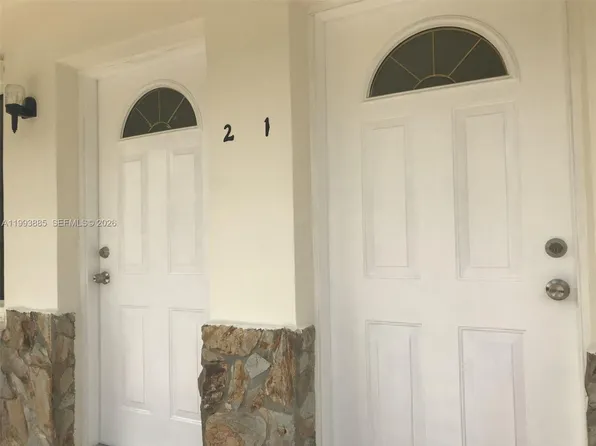 2362 NW 34th St #2, Miami, FL 33142
