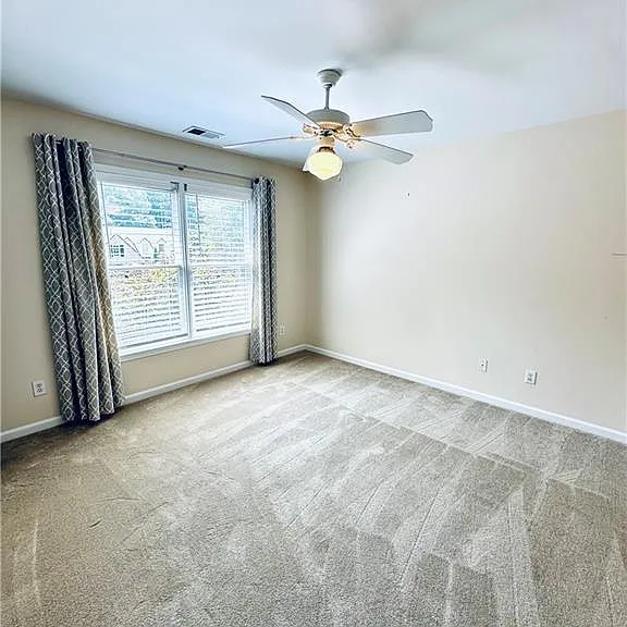 811 Valley Dr — Photo 19