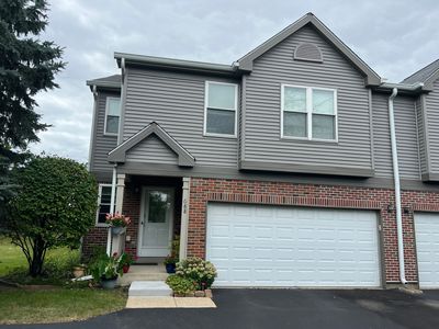 688 E Whispering Oaks Dr, Palatine, IL, 60074