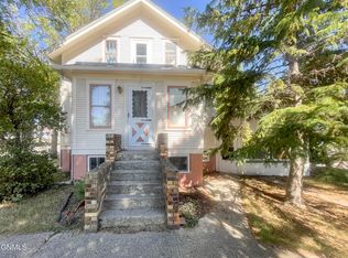 106 N Avenue G, Strasburg, ND 58573