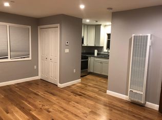 472 Bloomfield Rd, Burlingame, CA 94010