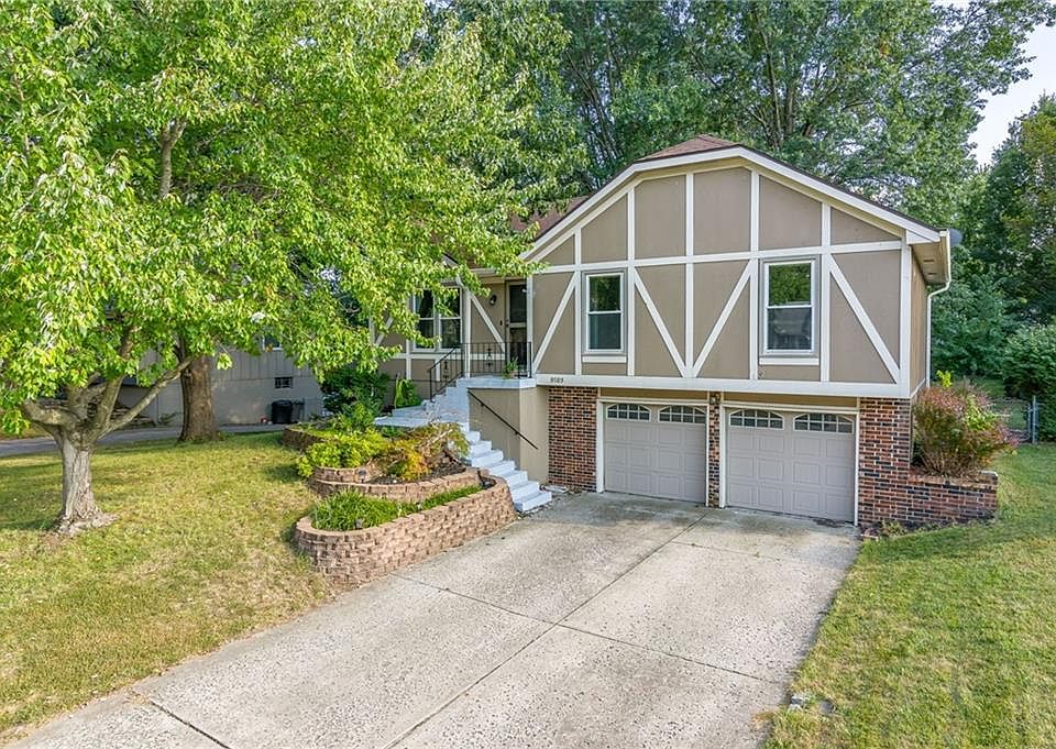 1st image of 8509 Linda Ln