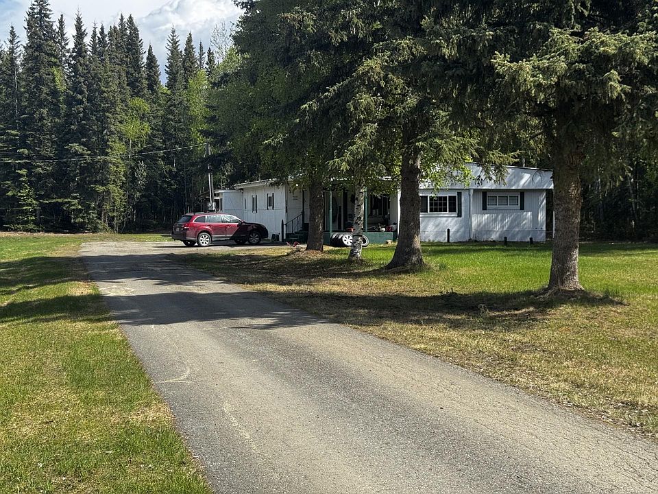 2nd image of 3216 Dyke Rd