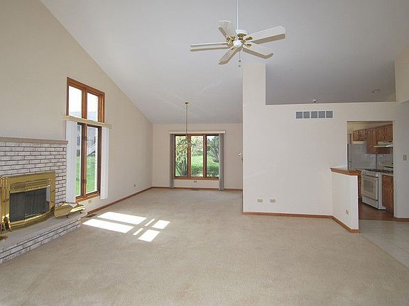 2nd image of 18202 Pheasant Lake Dr