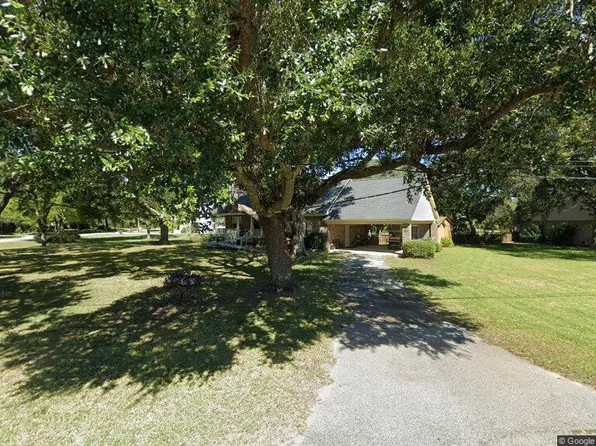 1040 W Oceanview Rd, Charleston, SC 29412