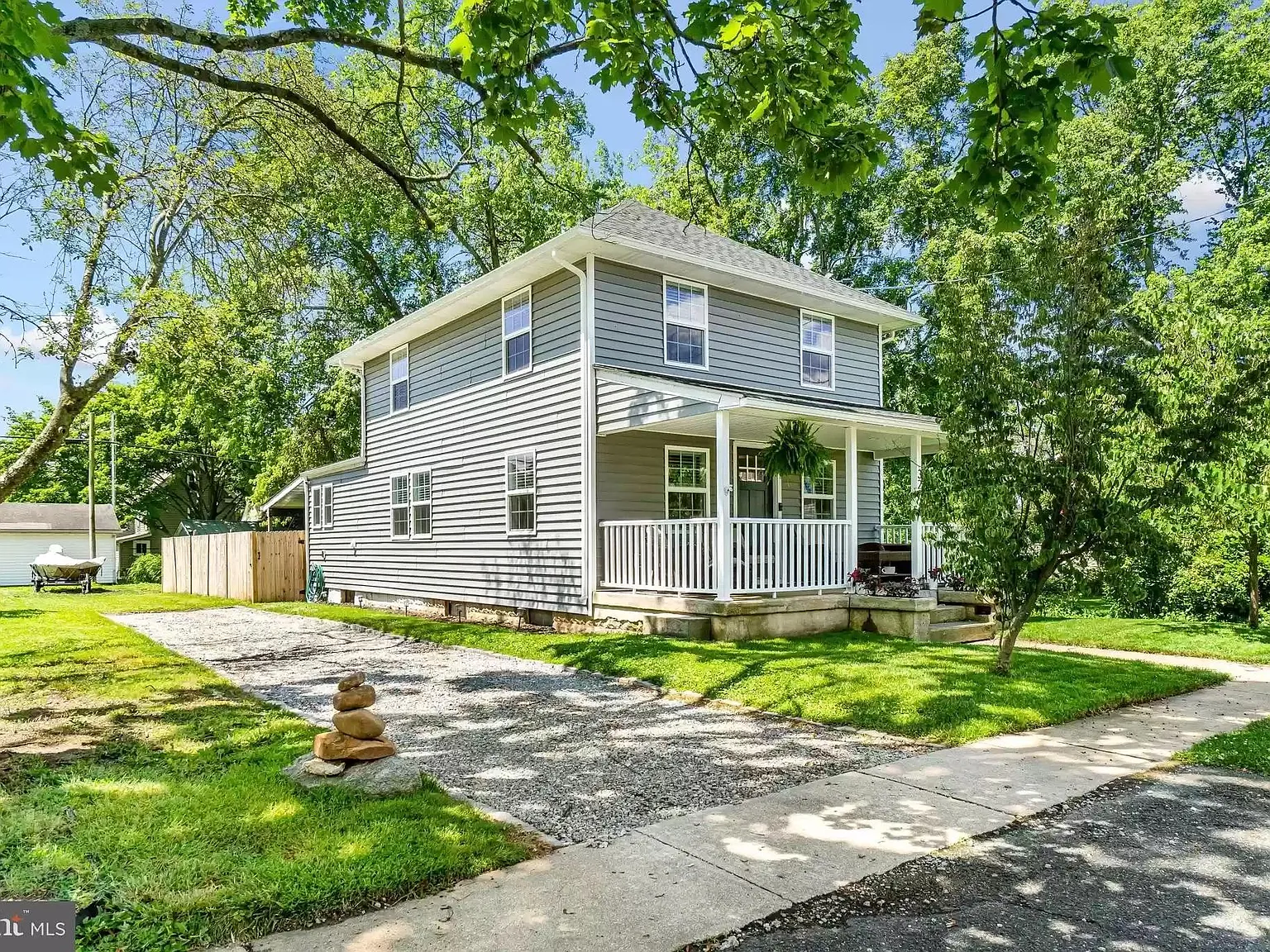 3 bed, 1.5 bath, 1448 sqft, $2,700 — Photo 1