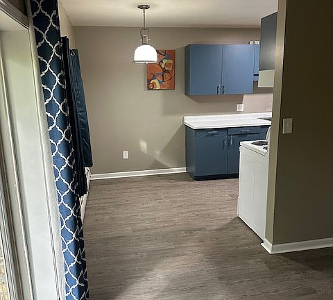 3rd image of 503 Garfield Ave #1