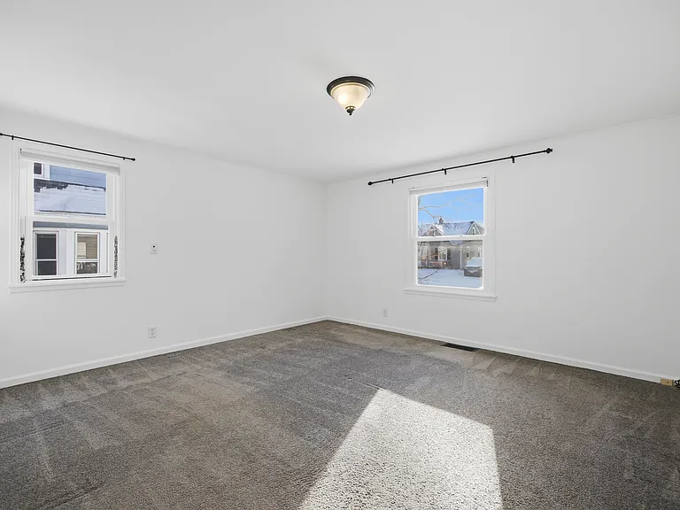 406 Tarrington Rd — Photo 19