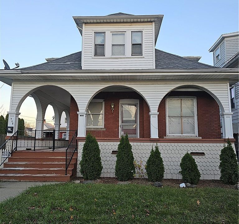 1st image of 769 15th St