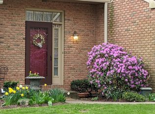 2840 Greenleaf Ct, Bethlehem, PA 18017