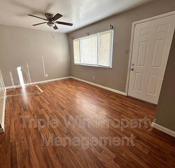 7515 Alaska Ave — Photo 11