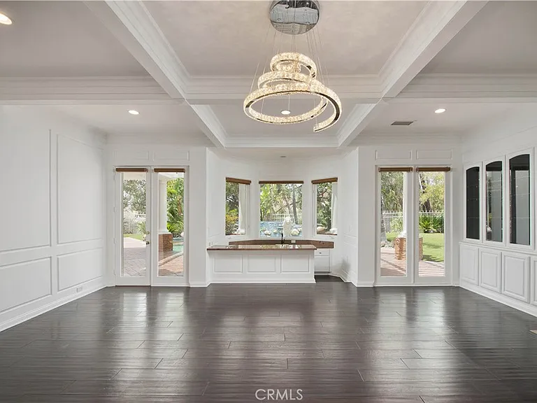5607 Manley Ct — Photo 8
