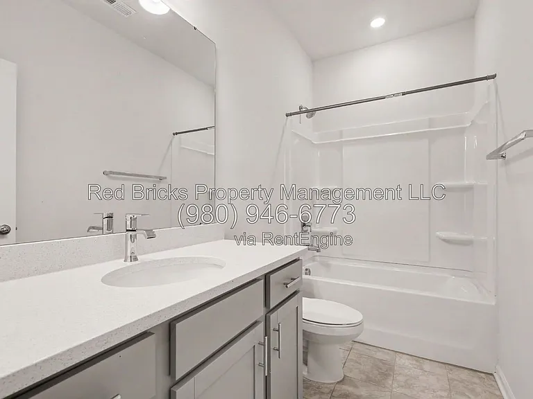 1420 Blanche St — Photo 29