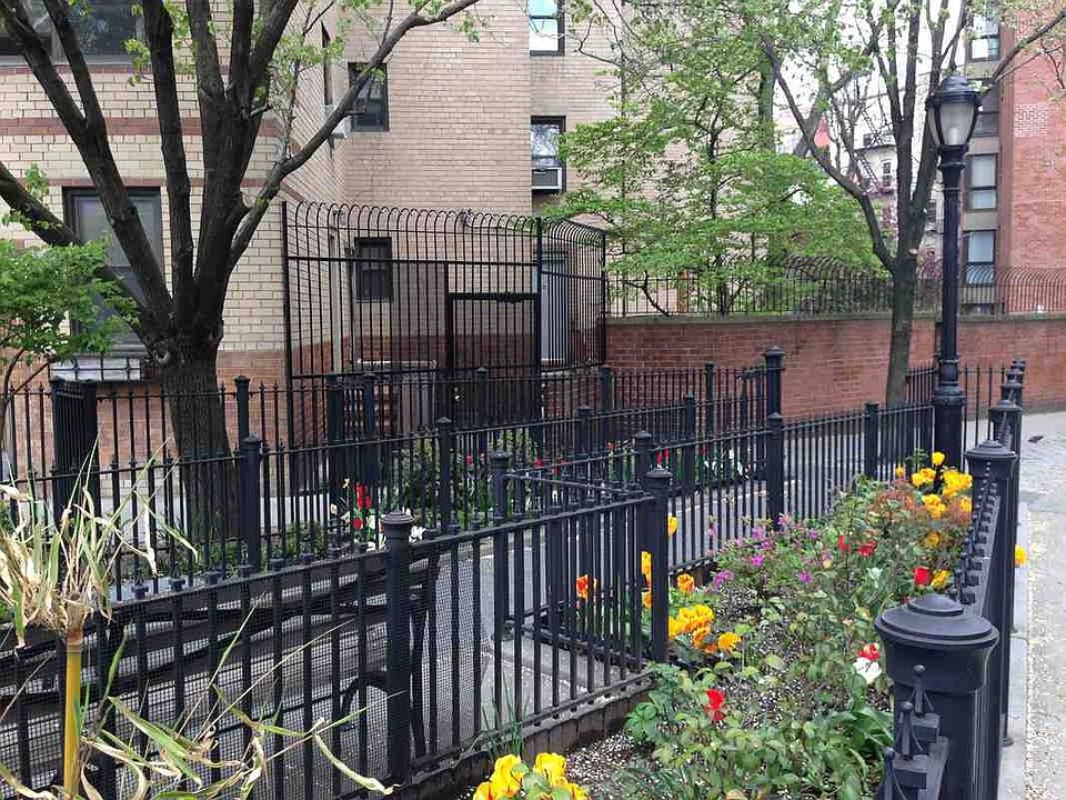 1st image of 241 6th Ave APT 1G