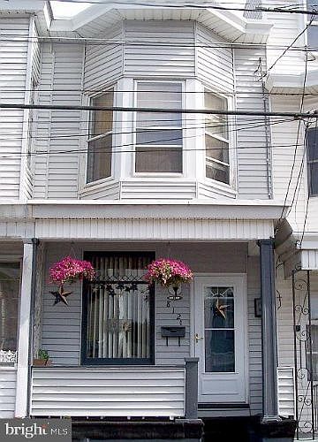 1st image of 812 E Pine St