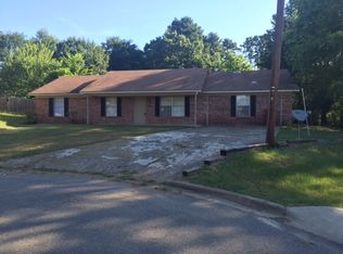 506 Woodridge Dr, Hallsville, TX 75650