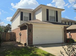 16627 Vista Oak Dr, Houston, TX 77073