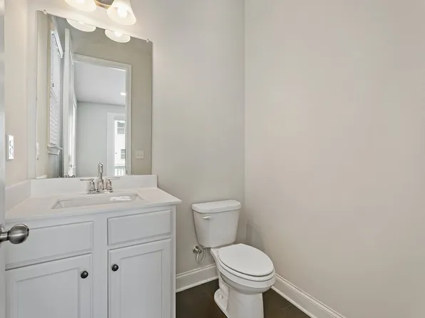 4240 Hickory Pine Aly, Doraville, GA 30360