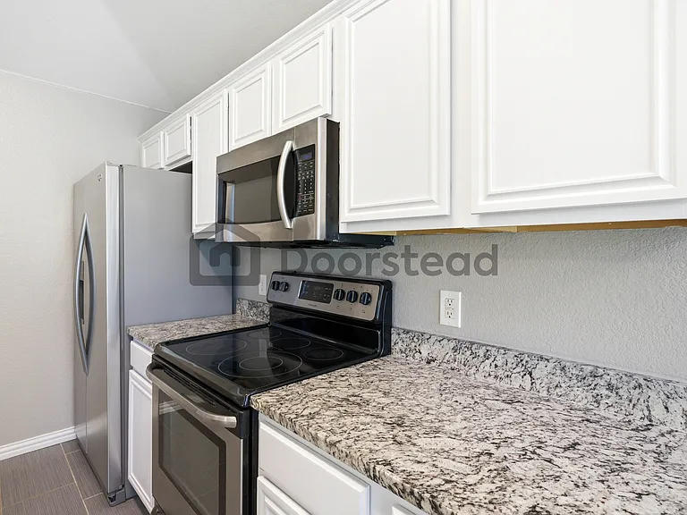 4909 Mountain Ridge Ln — Photo 15