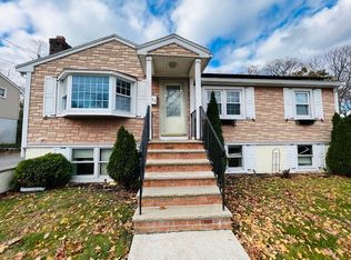 100 Spring View Dr, Lynn, MA 01904