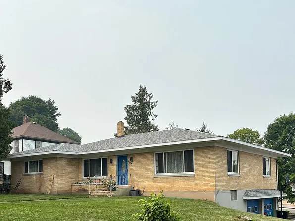 600 Court St, Crystal Falls, MI 49920