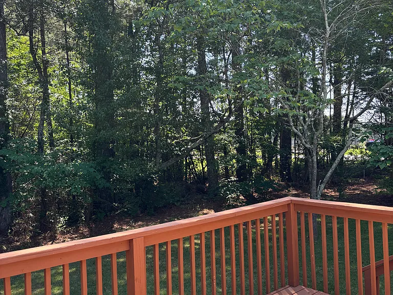 1460 Marthas Ct — Photo 25