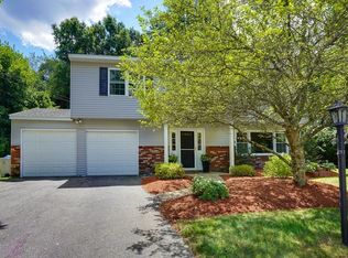 82 Richard Rd, Holliston, MA 01746