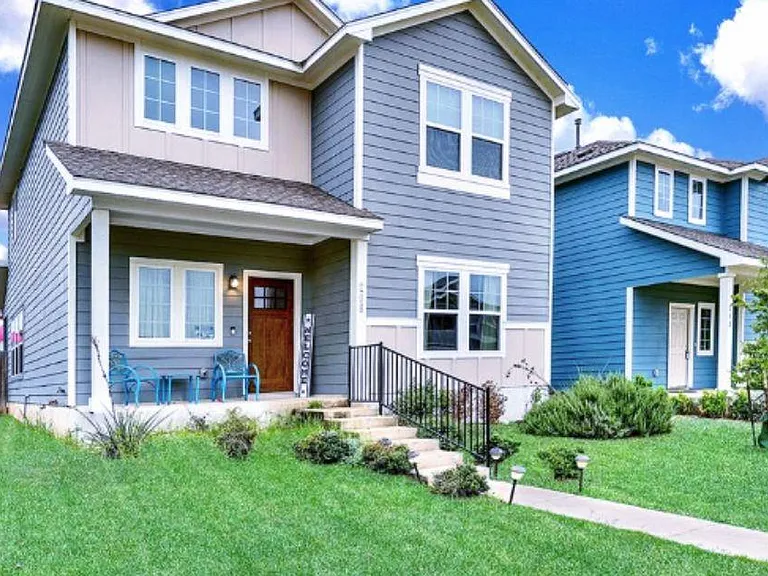 206 Mossycup Dr — Photo 2