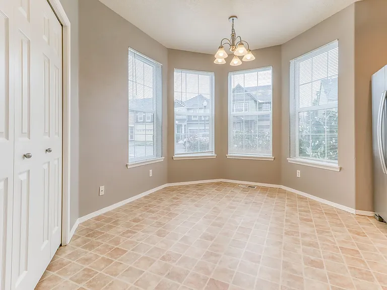 20467 SW Rosemount St — Photo 9