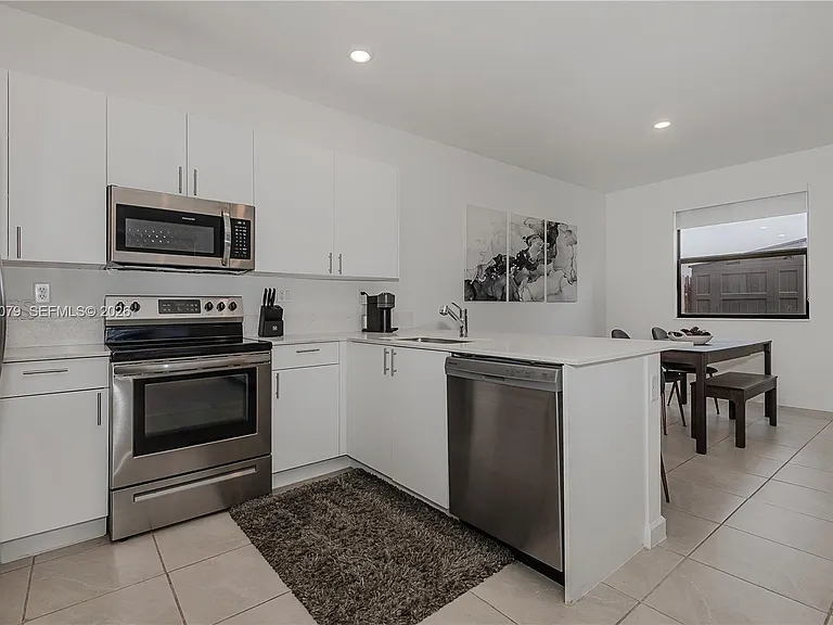 13079 SW 286th Way — Photo 4