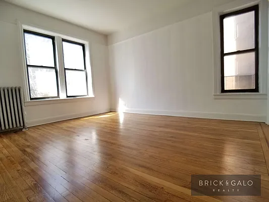 Rented by BRICK & GALO REALTY CORP | media 4